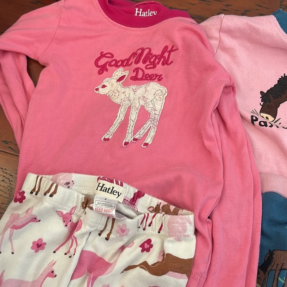 Bundle of 5 Hatley and one Lazy one pajamas sets - Picture 5 of 9
